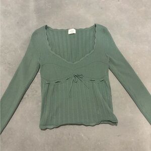 Aritzia green soloist sweater size m